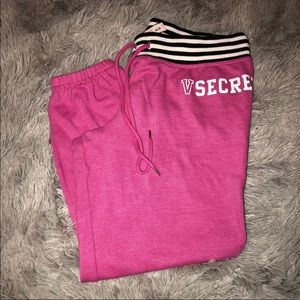 NWT VICTORIAS SECRET CROPPED SWEATS